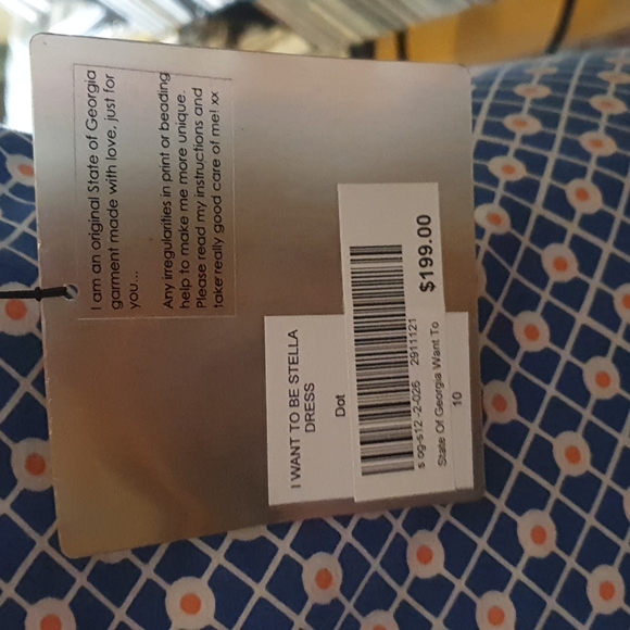 Off the shoulder dress - Picture 5 of 5